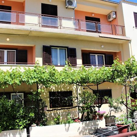Apartments Raos Макарска Екстериор снимка