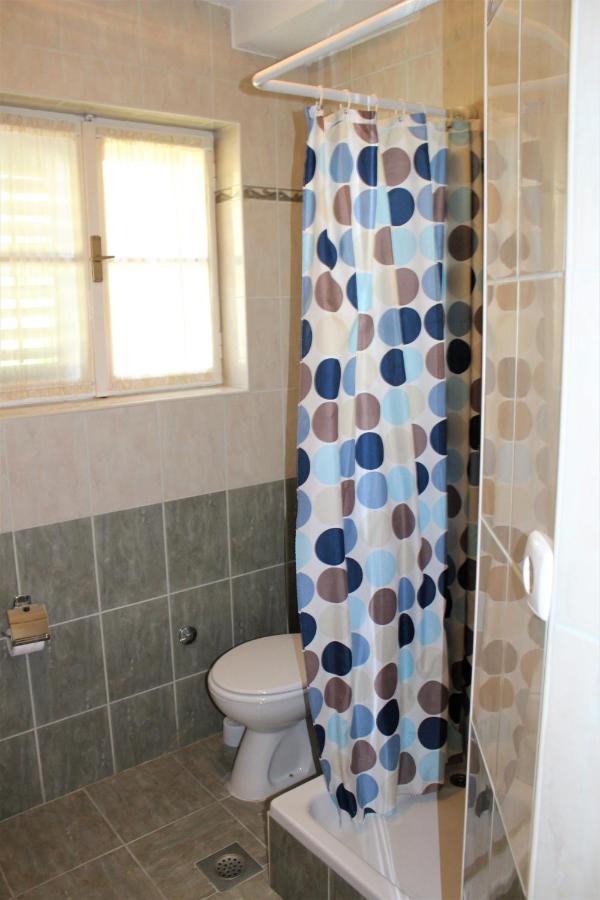 Apartments Raos Макарска Екстериор снимка